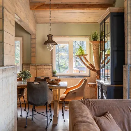 Stylish In With Big Garden Casa de Férias