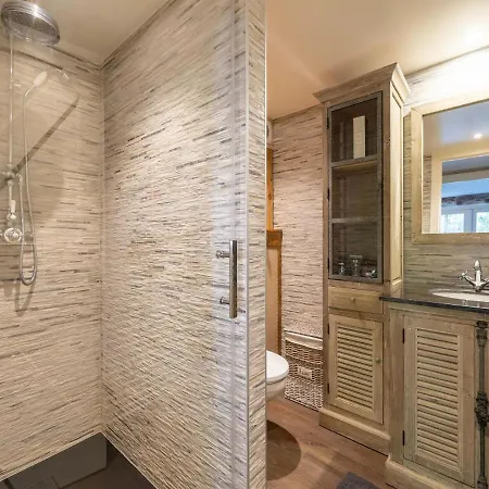 Casa de Férias Forestside Escape Near