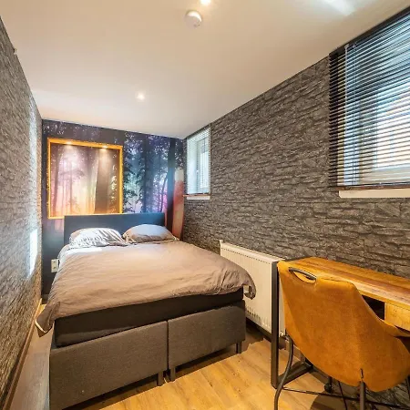 Casa de Férias Forestside Escape Near La-Roche-en-Ardenne