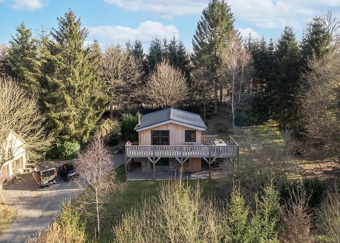 Forestside Escape Near La-Roche-en-Ardenne